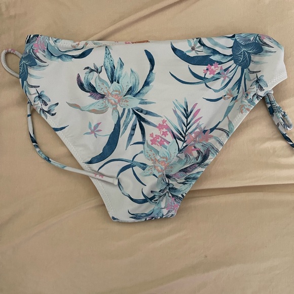 Raisins Bikini - Picture 5 of 7